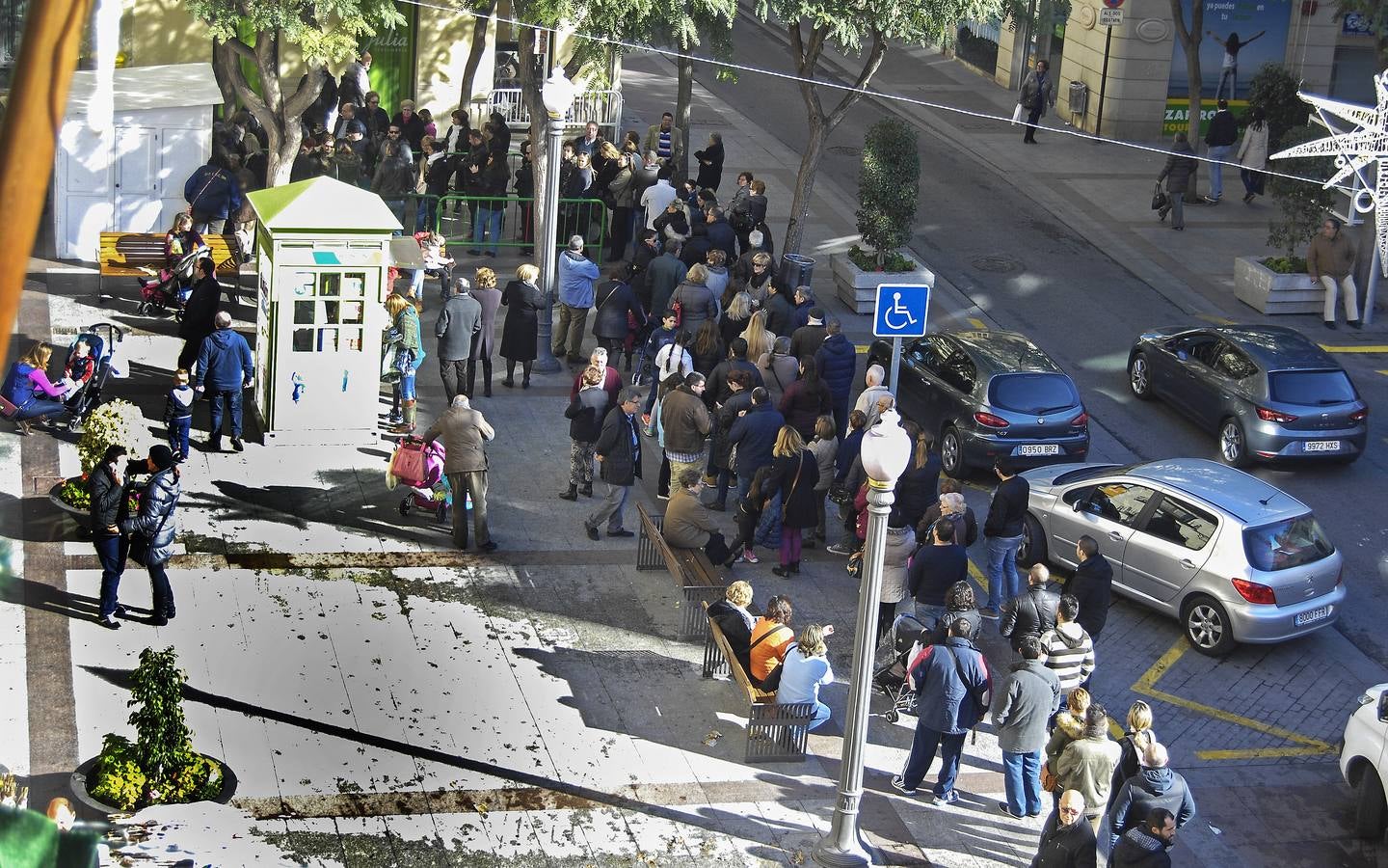 Los ilicitanos se preparan para la tradicional Cabalgata de Reyes