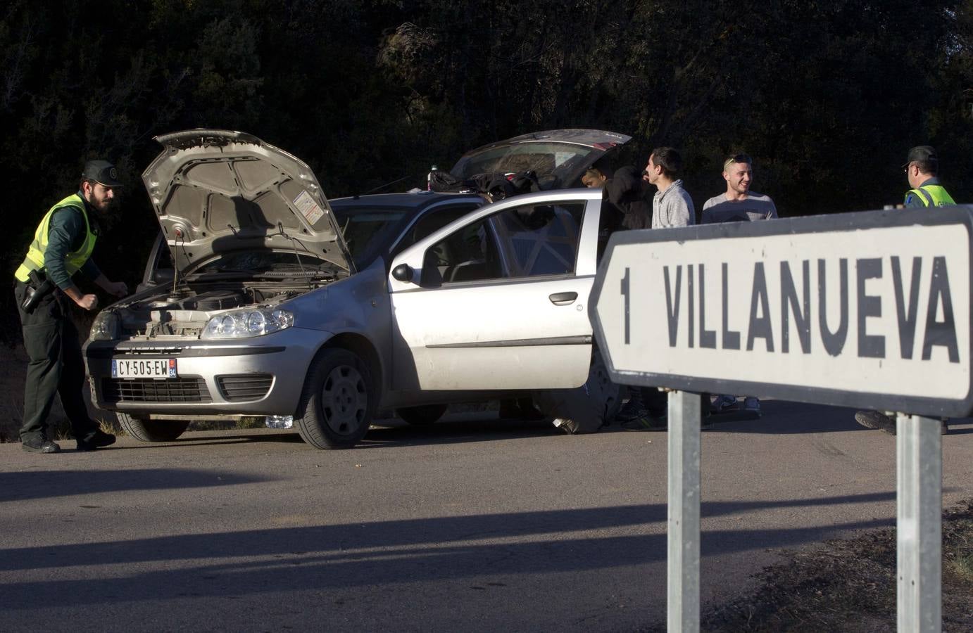 Una &#039;rave&#039; ocupa el aeródromo de Benagéber desde Nochevieja