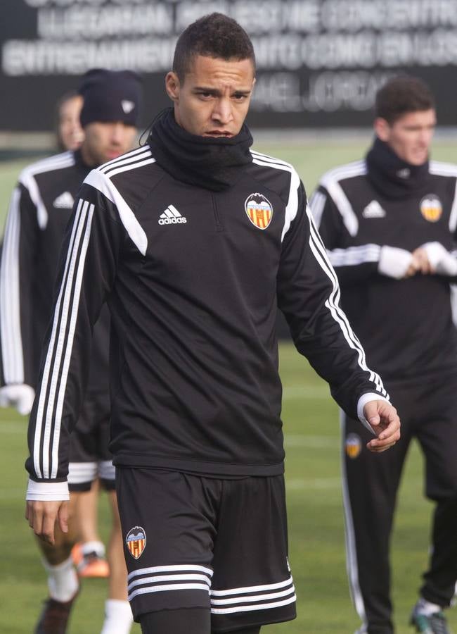 El Valencia prepara su partido contra el Espanyol