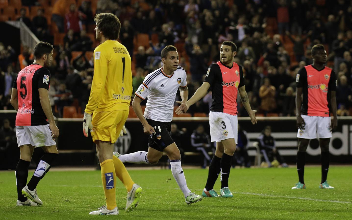 El Valencia CF - UD Almería en imágenes