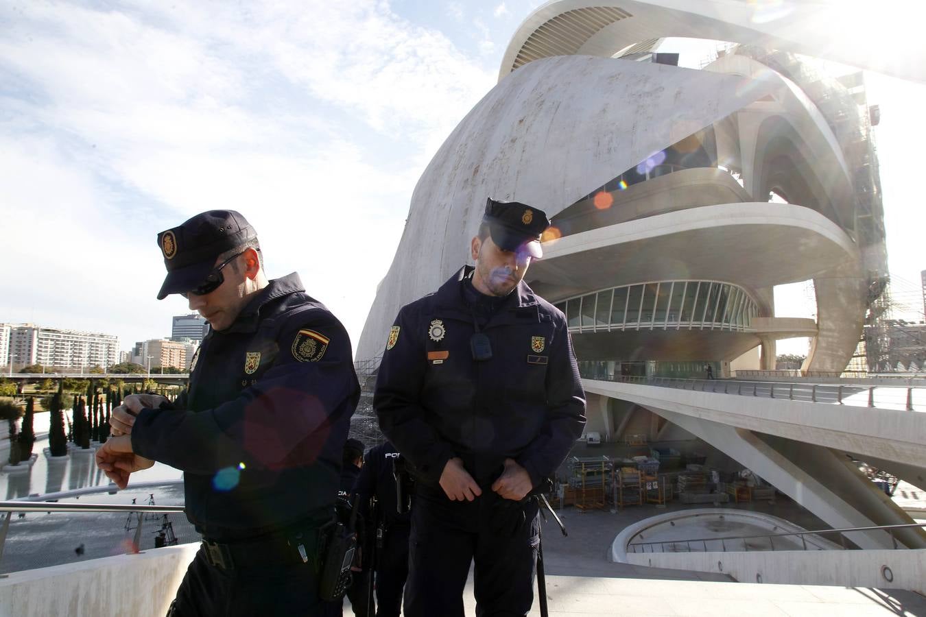 La policía en el Palau de les Arts