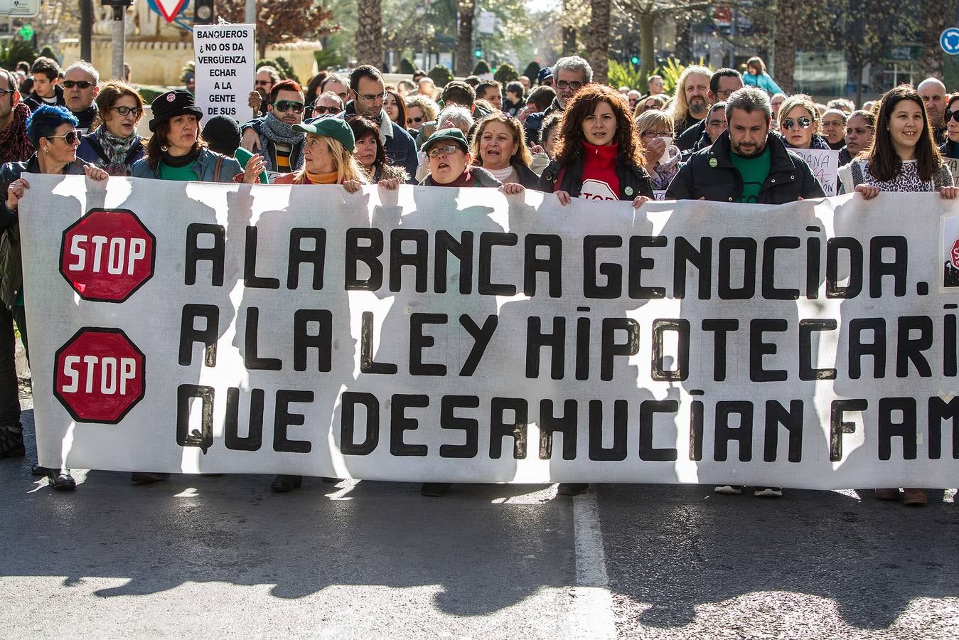 Una lucha sin descanso por sus hijas