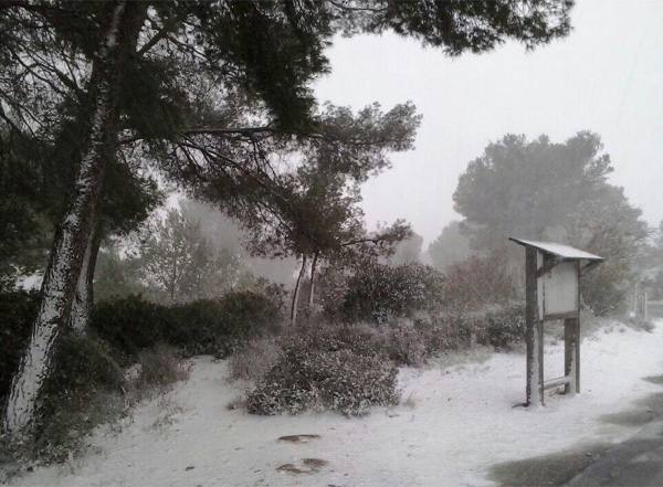 Nieve en el Dessert de les Palmes. 