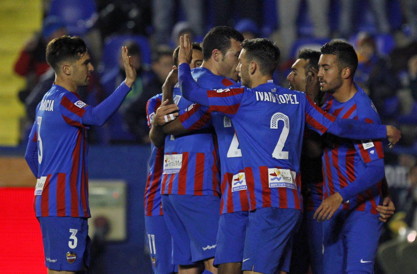 El Levante - Málaga en imágenes