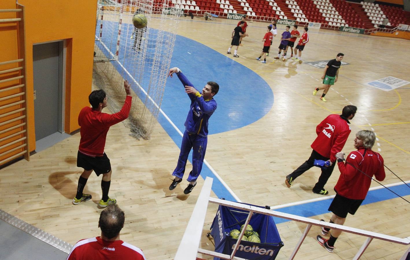 Imágenes del Fertiberia Sagunto, la cara B del balonmano