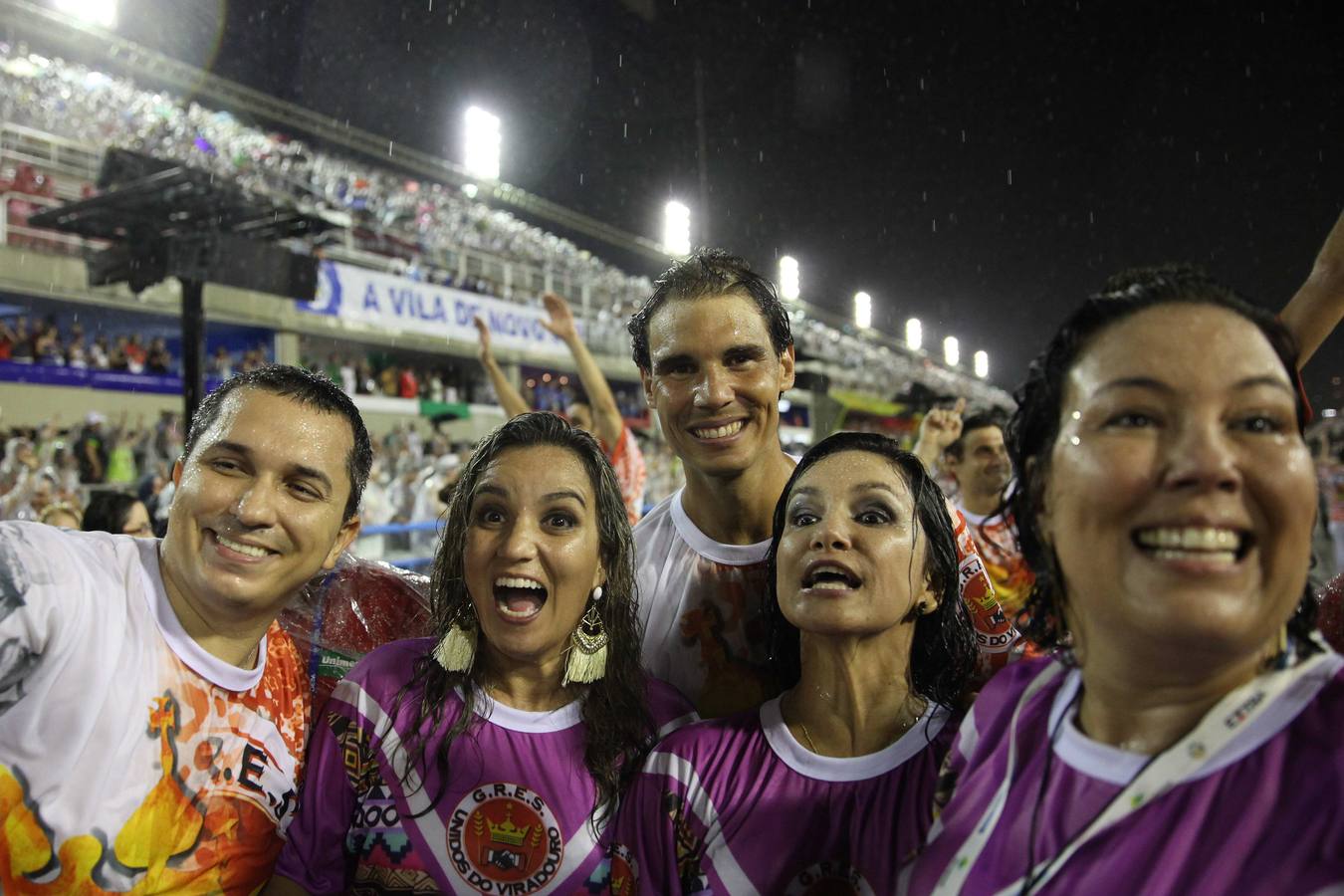 David Ferrer y Rafael Nadal desfilan en el Carnaval de Río de Janeiro