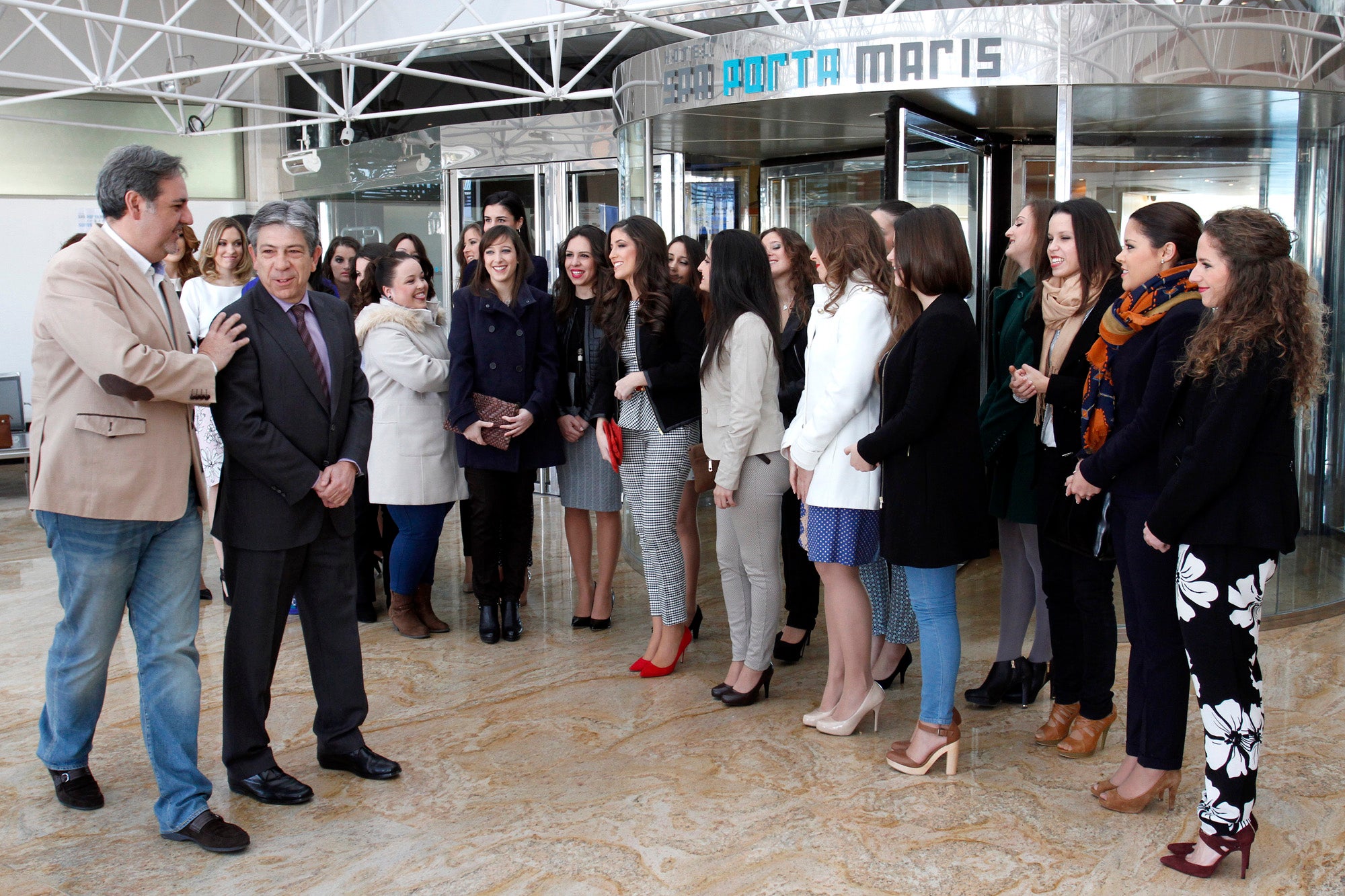 Desayuno con las candidatas