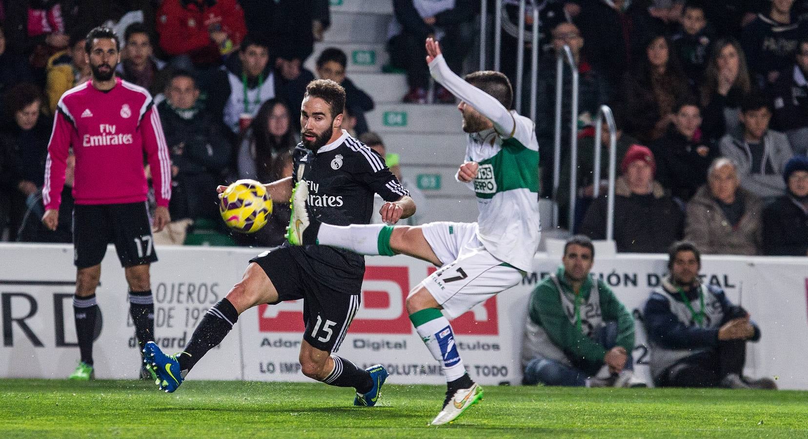 Partido entre el Elche y el Real Madrid