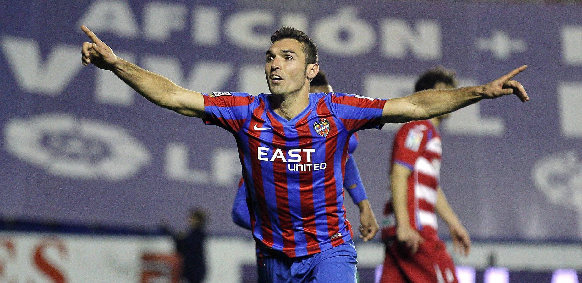 El Levante - Granada en imágenes