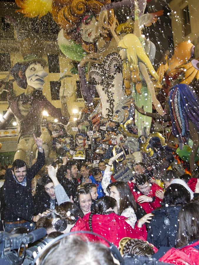 Así ha sido la celebración en la falla El Pilar