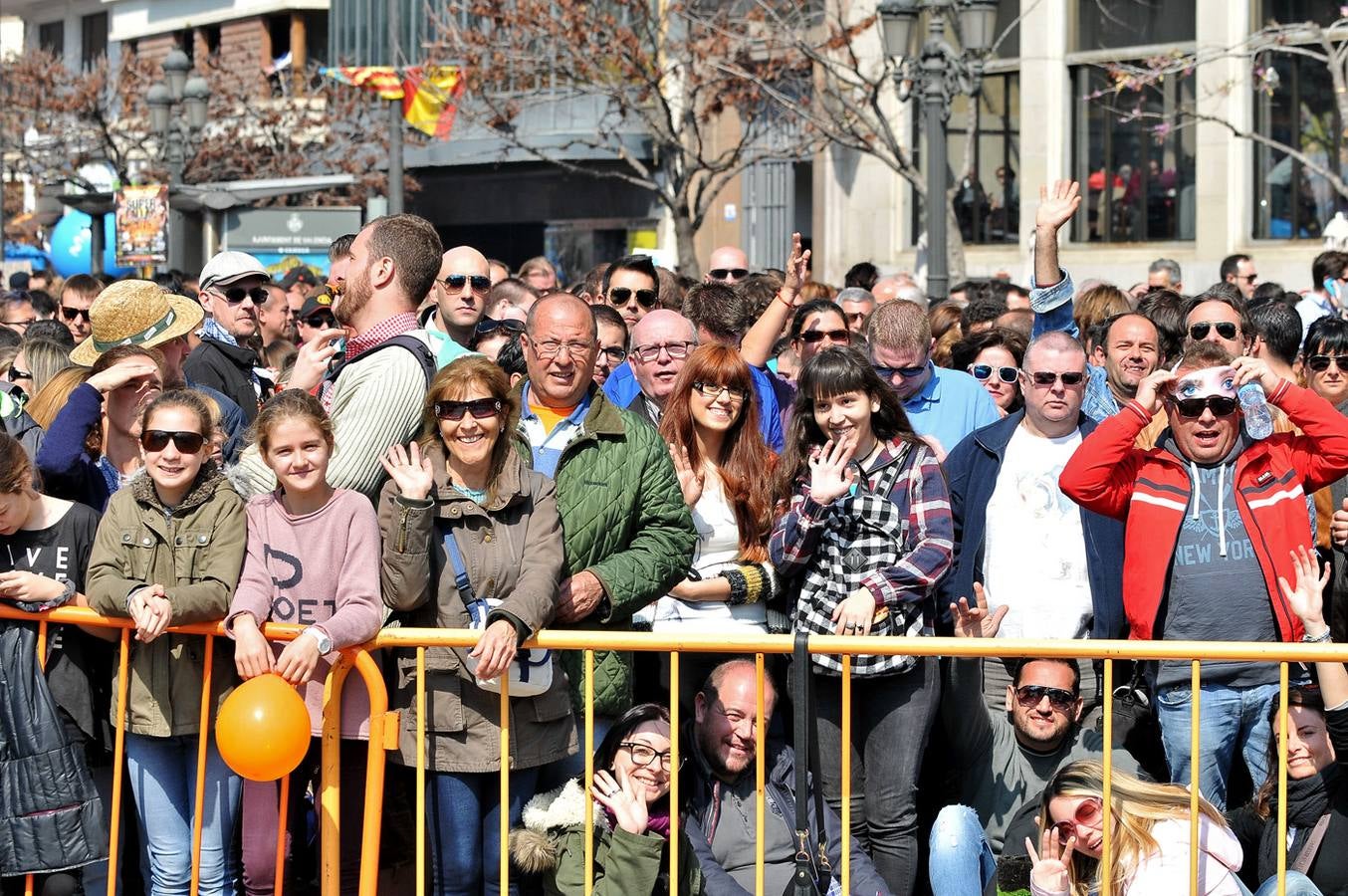 Fallas 2015: Búscate en la mascletà de hoy 17 de marzo (I)