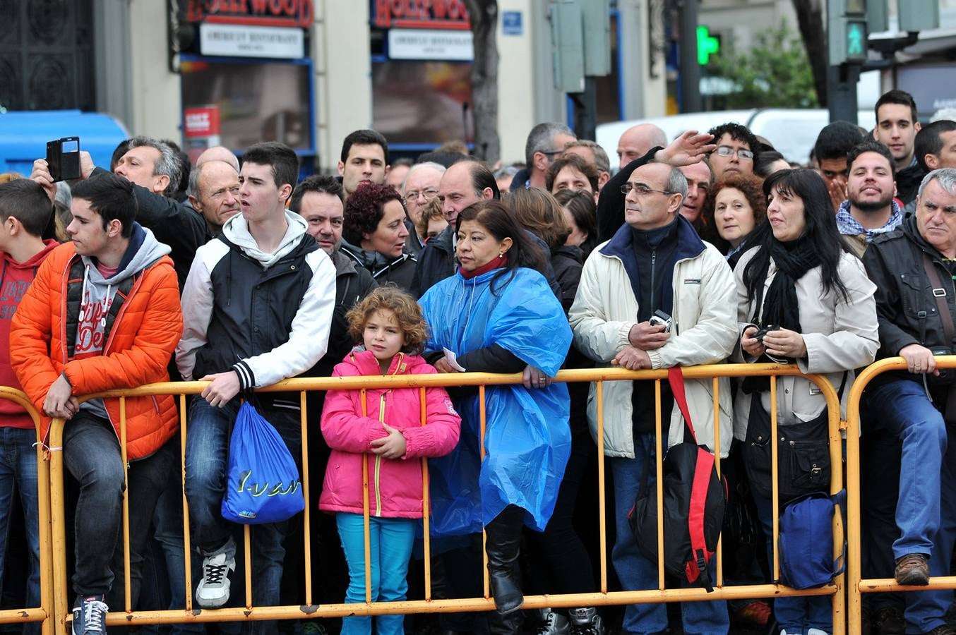 Fallas 2015: Búscate en la mascletà del 18 de marzo (II)