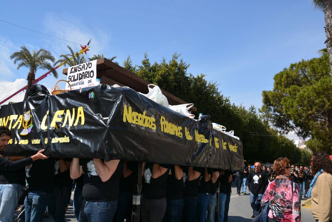 Torrevieja calienta motores con el Pregón de La Mata y el ensayo solidario de la Santa Cena