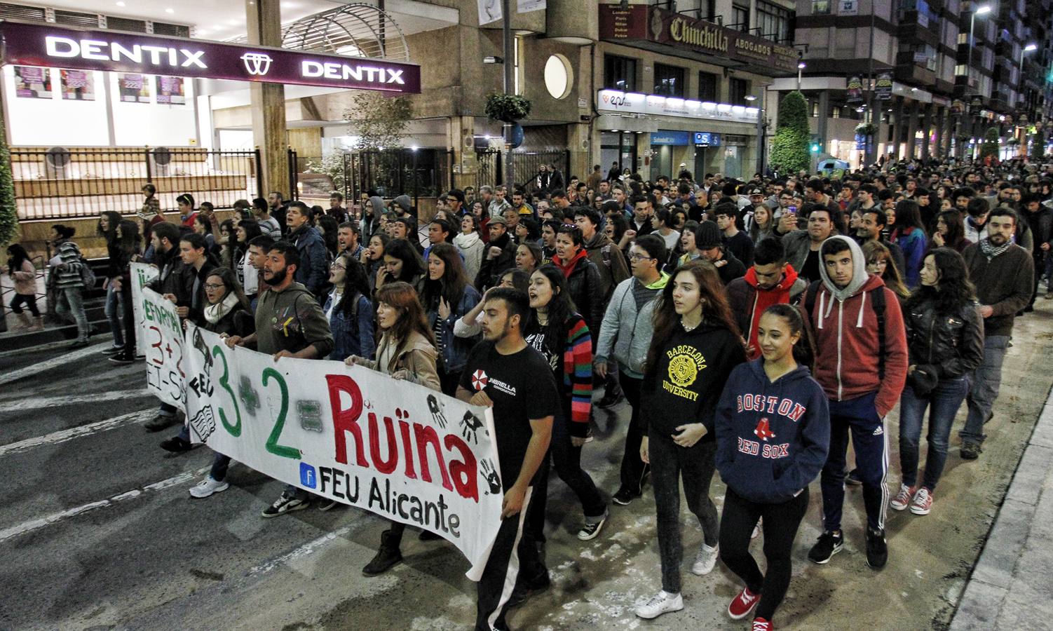 Manifestación de estudiantes en Alicante