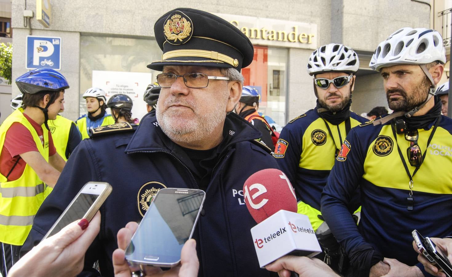 La Policía Local de Elche promueve el uso de la bicicleta