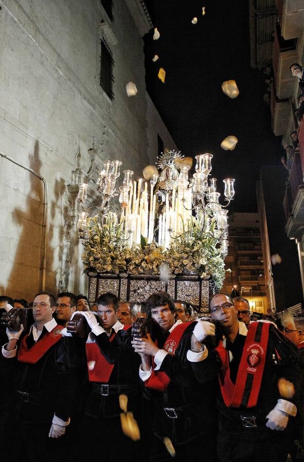 Cofradía Sacramental del Cristo del Divino Amor y Virgen de la Soledad