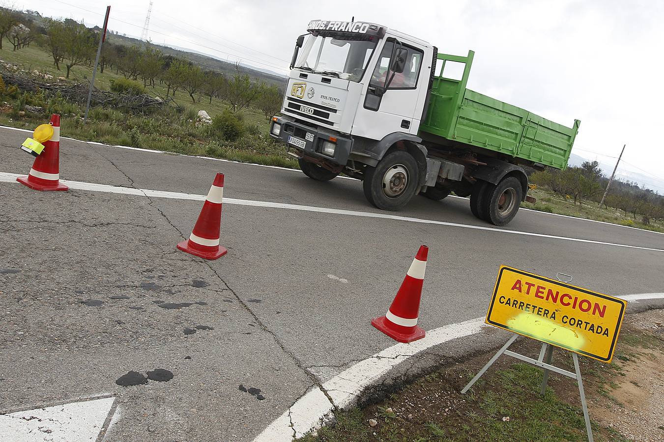 Los vecinos de Cortes de Pallás se preparan para una recuperación lenta tras el derrumbe