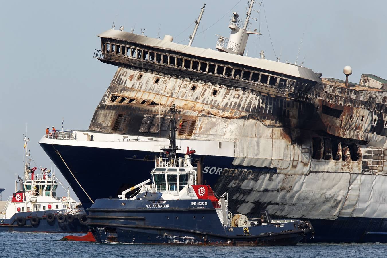 El Sorrento atraca en Sagunto