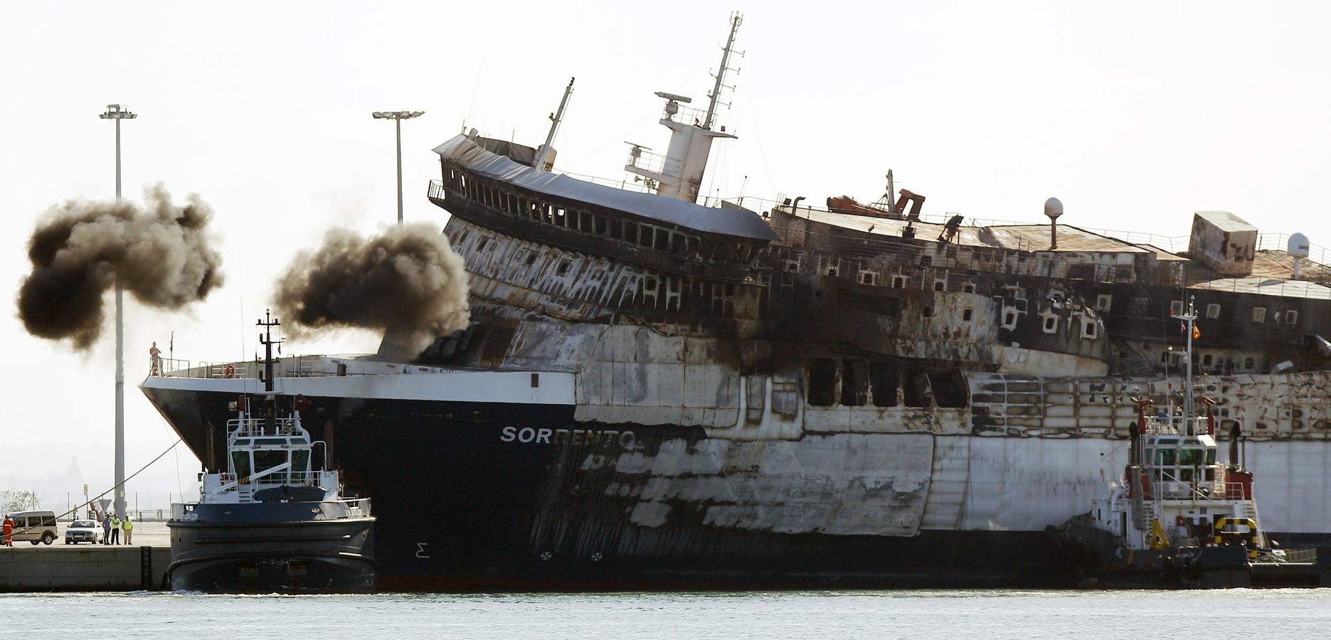 El Sorrento atraca en Sagunto