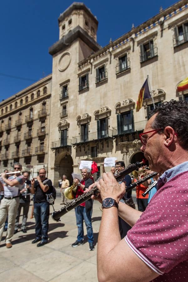 Protesta de la Banda Sinfónica de Alicante