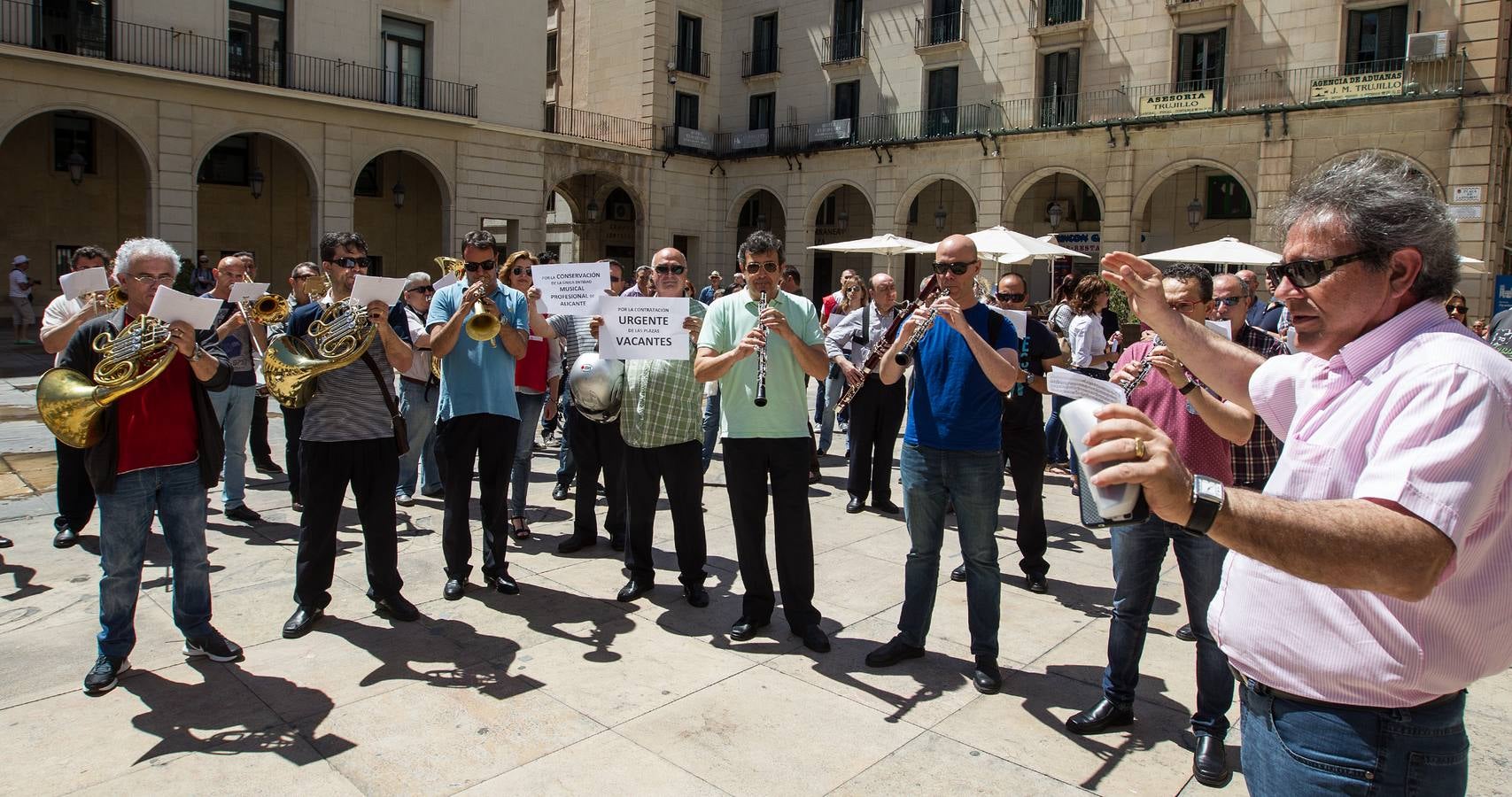 Protesta de la Banda Sinfónica de Alicante