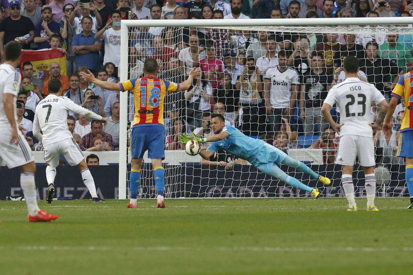 El Real Madrid-Valencia CF, en imágenes