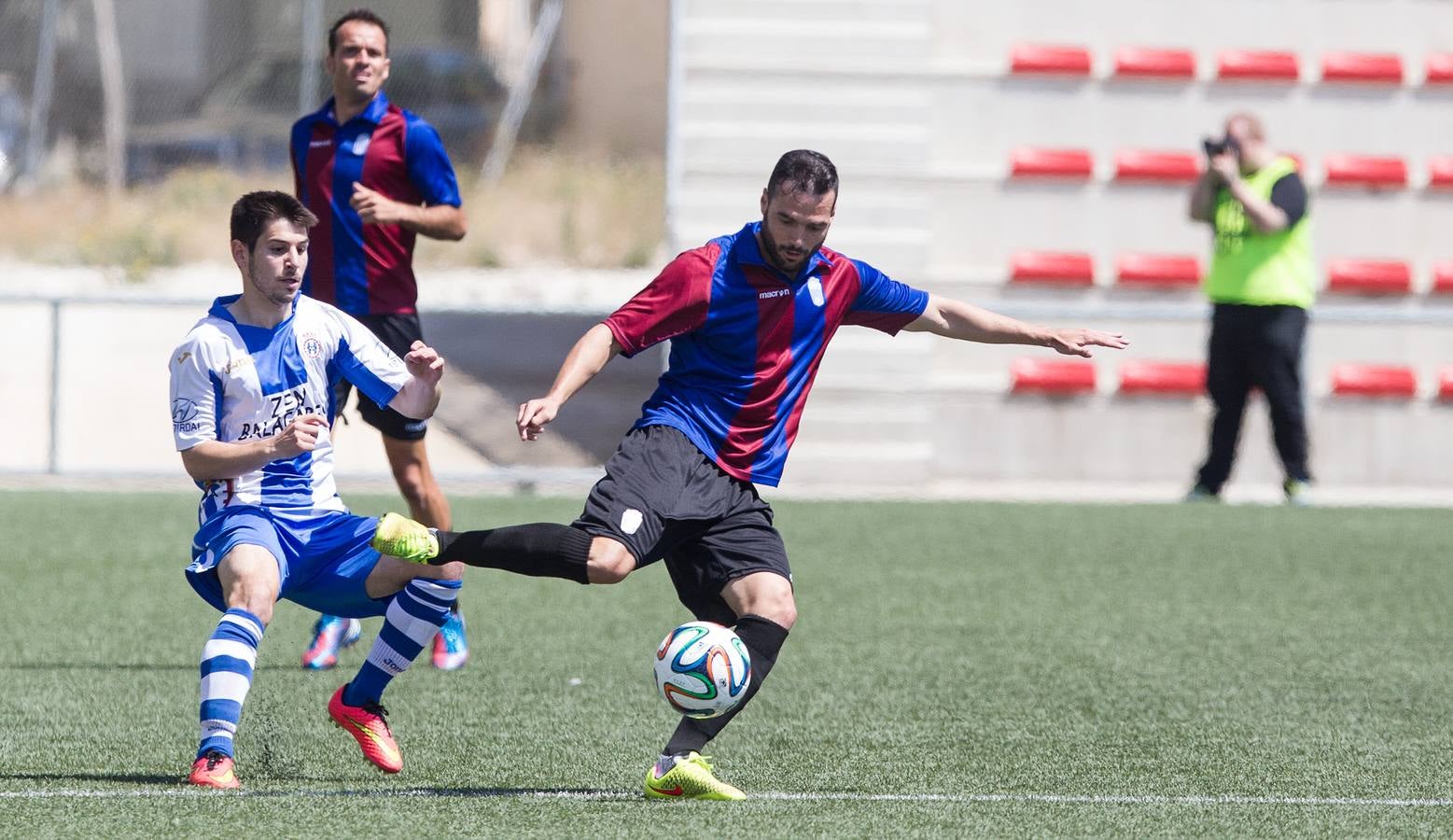 El Eldense se mantiene en Segunda B