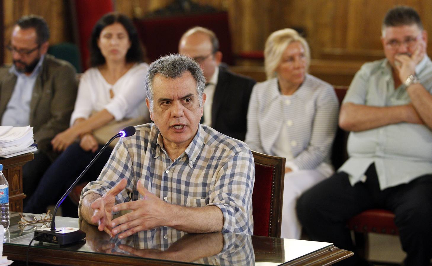 El exgerente de Orange Market, Cándido Herrero, durante su declaración en el juicio por los contratos del Gobierno valenciano con la trama Gürtel para el montaje de su expositor en Fitur que se retoma hoy en el Tribunal Superior de Justicia.