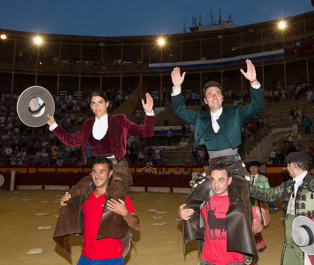 Corrida de rejones para Fermín Bohórquez, Andy Cartagena y Lea Vicens