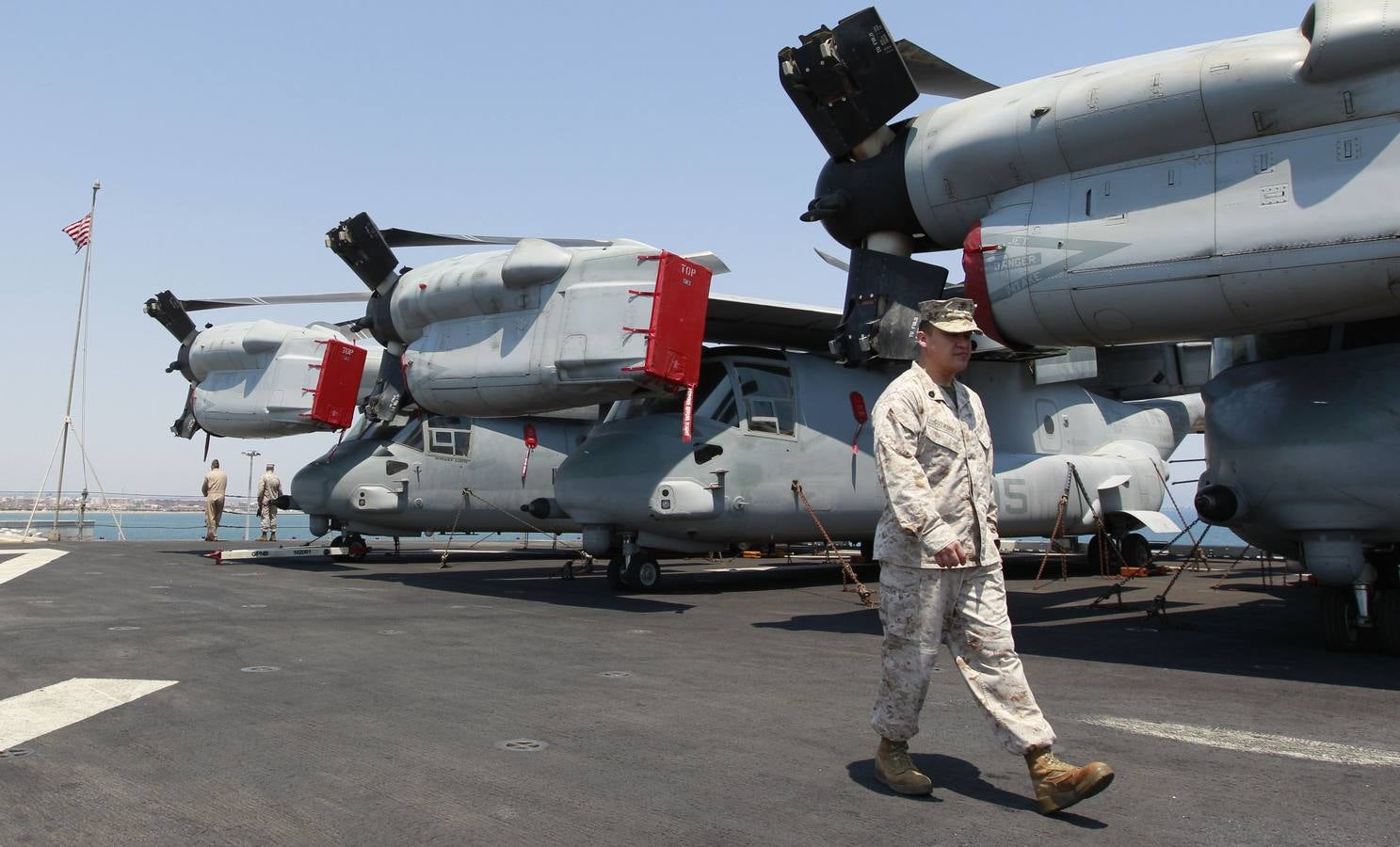 El portaaviones Iwo Jima, en Valencia