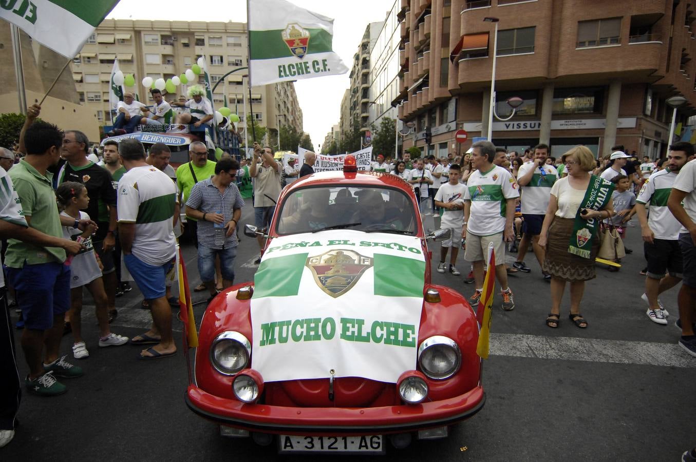 Manifestación por el descenso del Elche CF