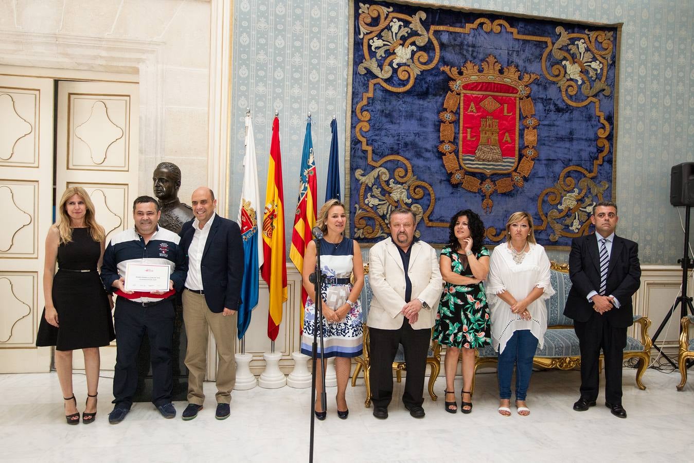 Entrega de los galardones de la I Ruta del Tardeo de Alicante