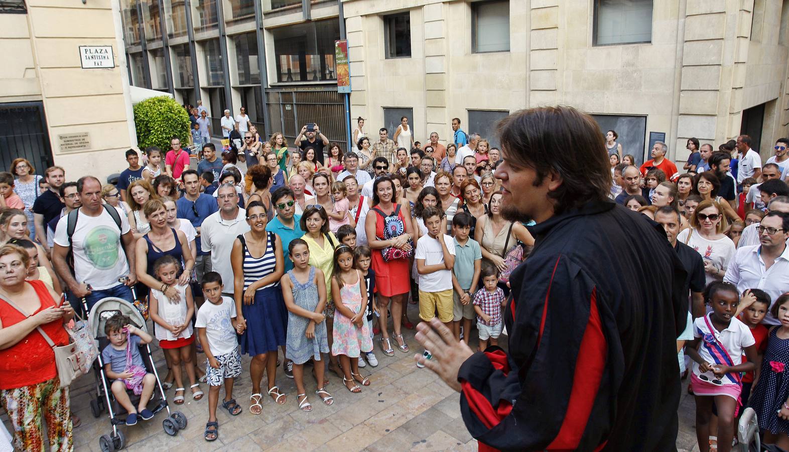 La &#039;Noche en Blanco&#039; llena los museos de gente