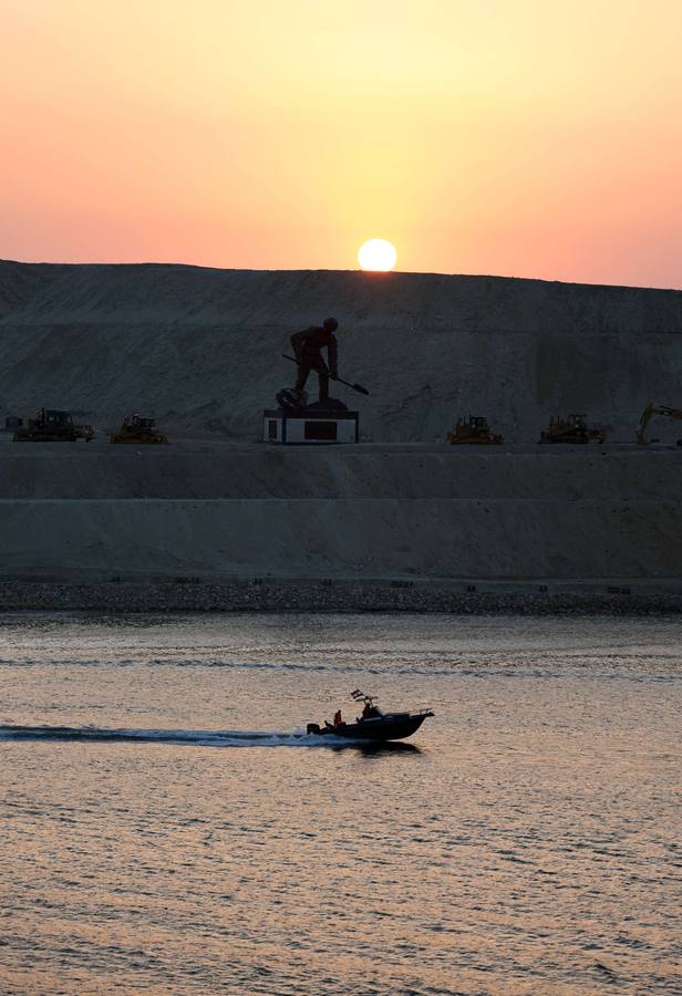 Inauguración del canal de Suez