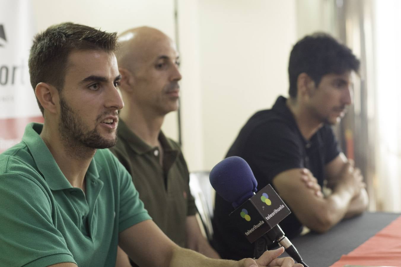 Presentación de los nuevos jugadores del Orihuela CF