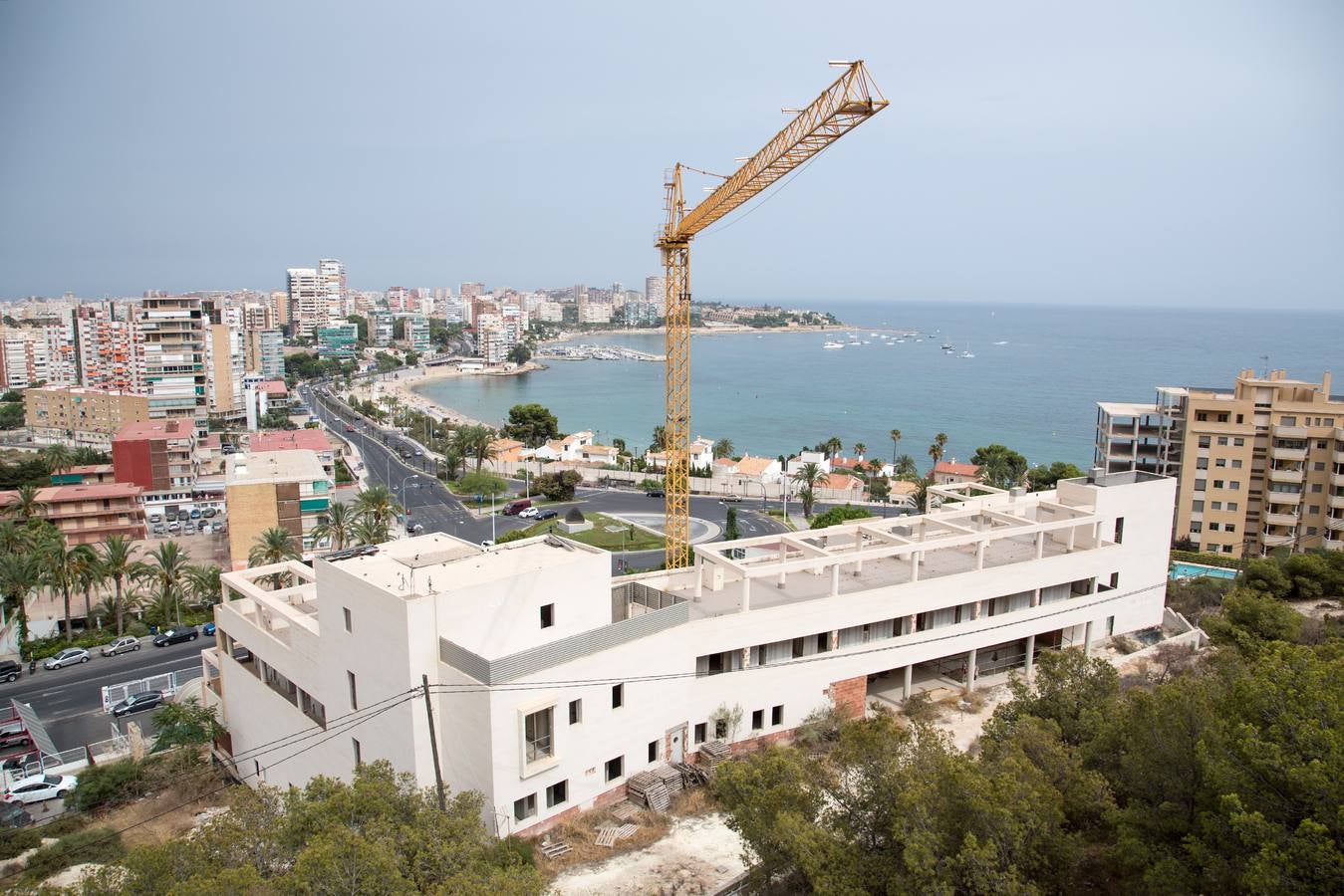 Hotel a medio construir en La Albufereta