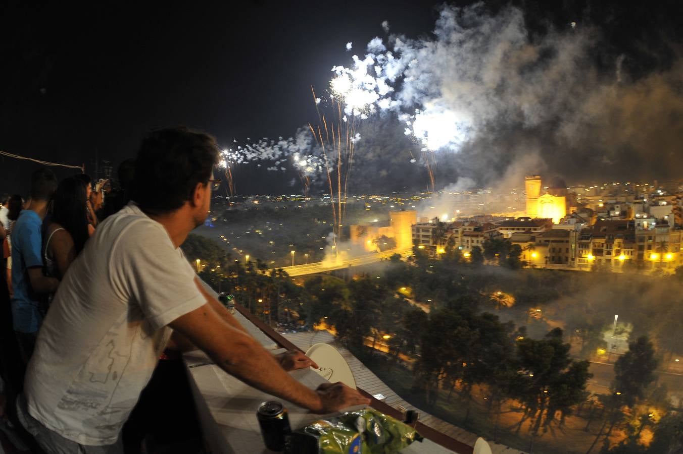 La Nit de l&#039;Albà ilumina Elche