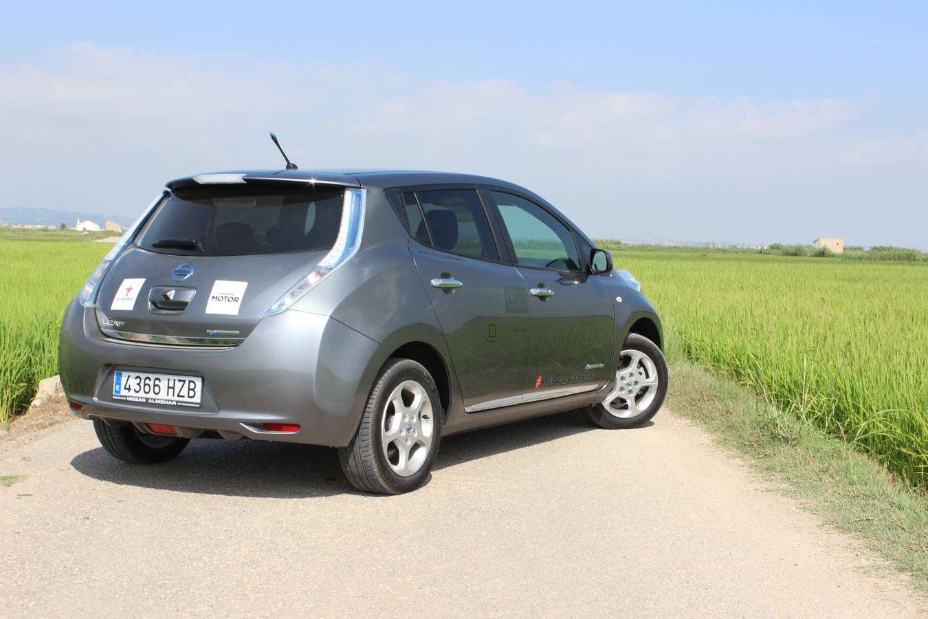 Prueba: Nissan Leaf, tan bueno como un compacto pero en eléctrico