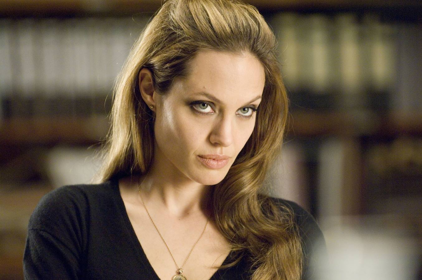 Angelina Jolie en Wanted.. Ha ingresado 15 millones.