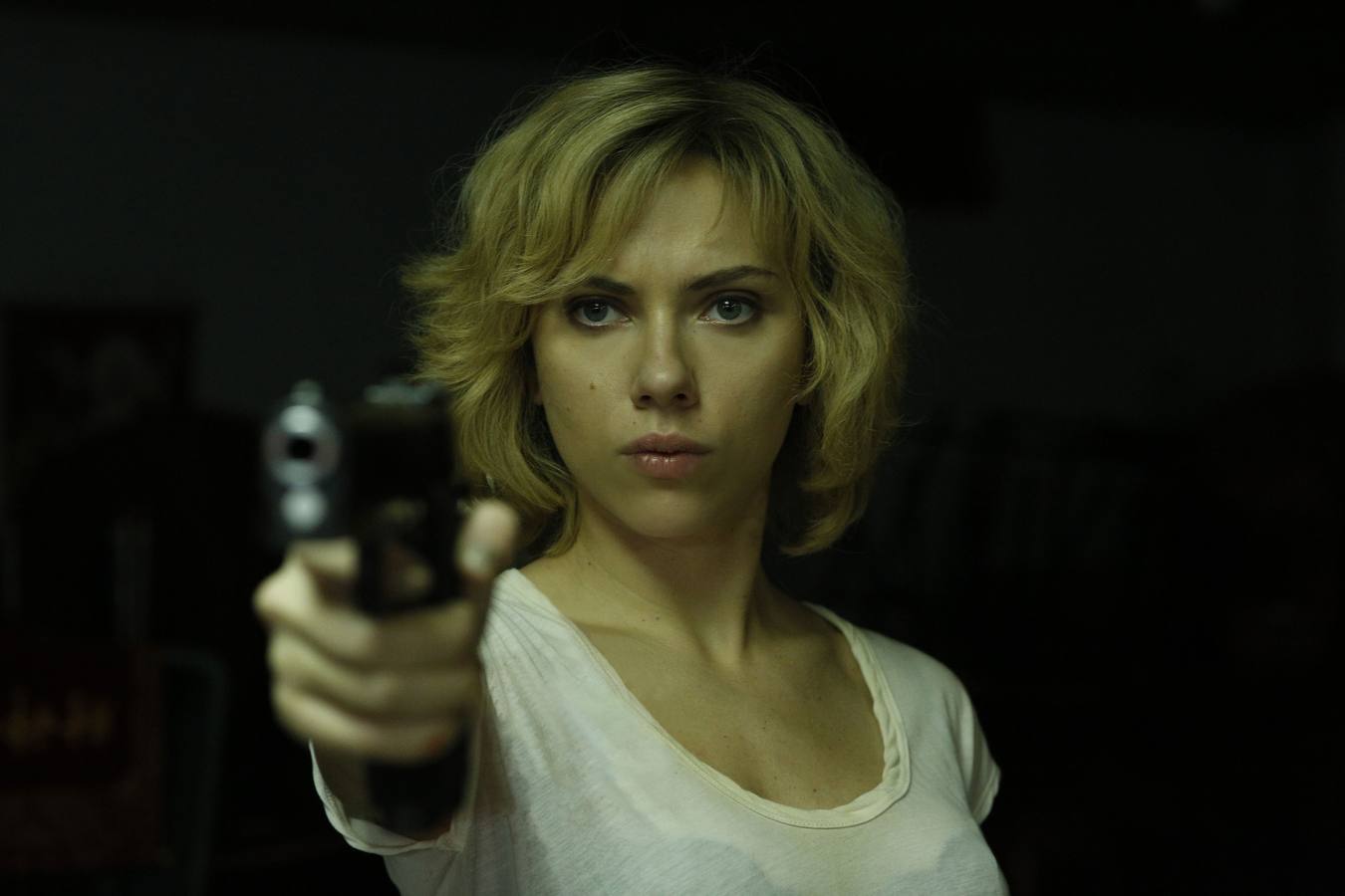 Scarlett Johansson en una escena de Lucy.. Ha ingresado 35,5 millones.