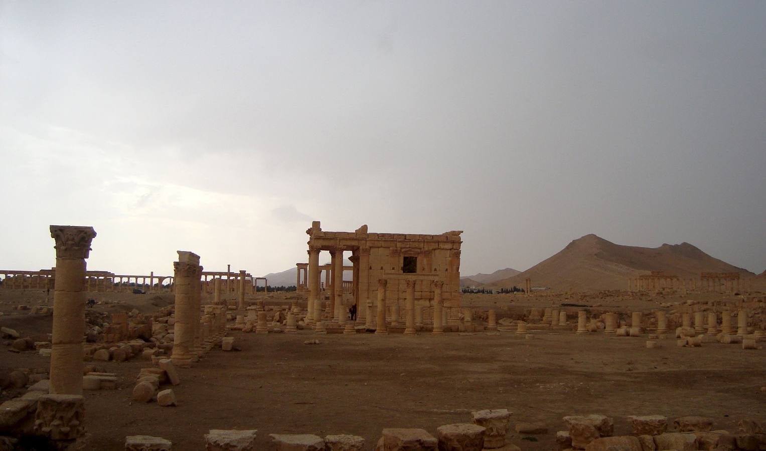 El templo de Baalshamin, antes de su destrucción