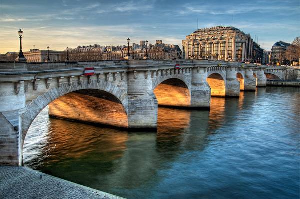 5. Pont Neuf (París). El Pont Neuf aparece en la película francesa 'Los amantes del Pont Neuf'