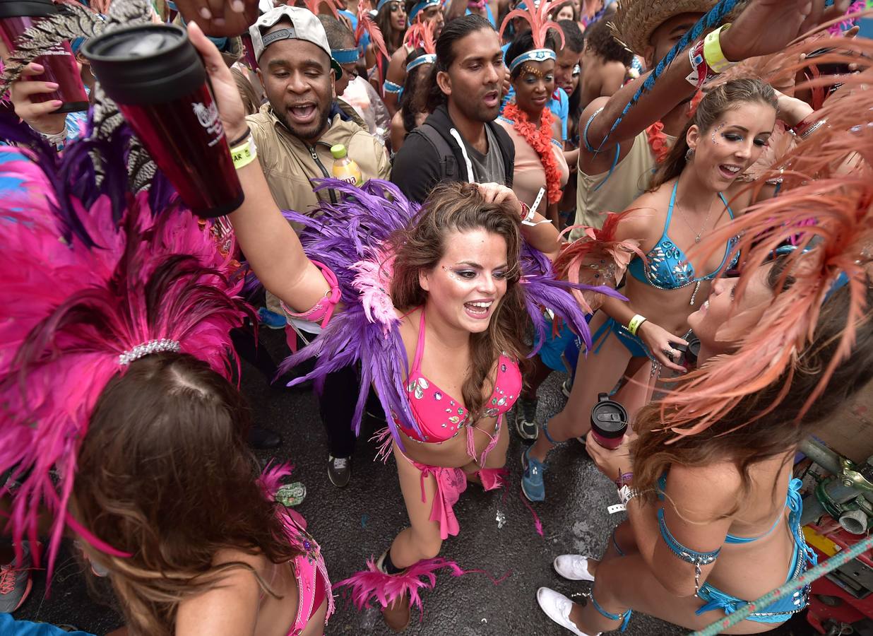 Las plumas y la purpurina toman Londres