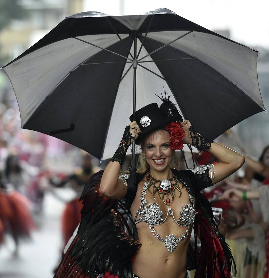 Las plumas y la purpurina toman Londres
