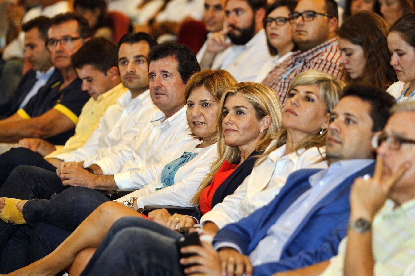 Císcar, Isabel Bonig y César Sánchez en la clausura de la Convención Provincial del PPCV en Alicante