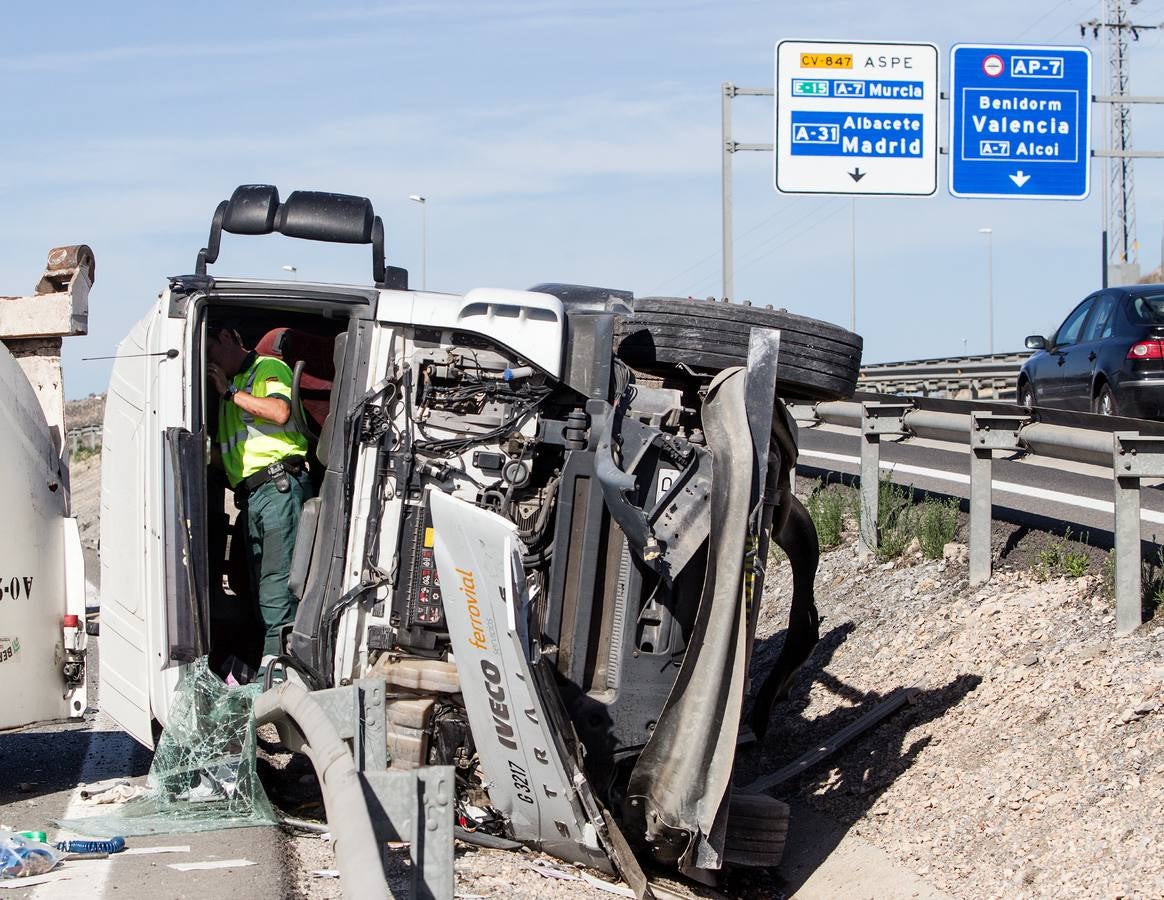 Accidente de tráfico en la A-31 en dirección Alicante