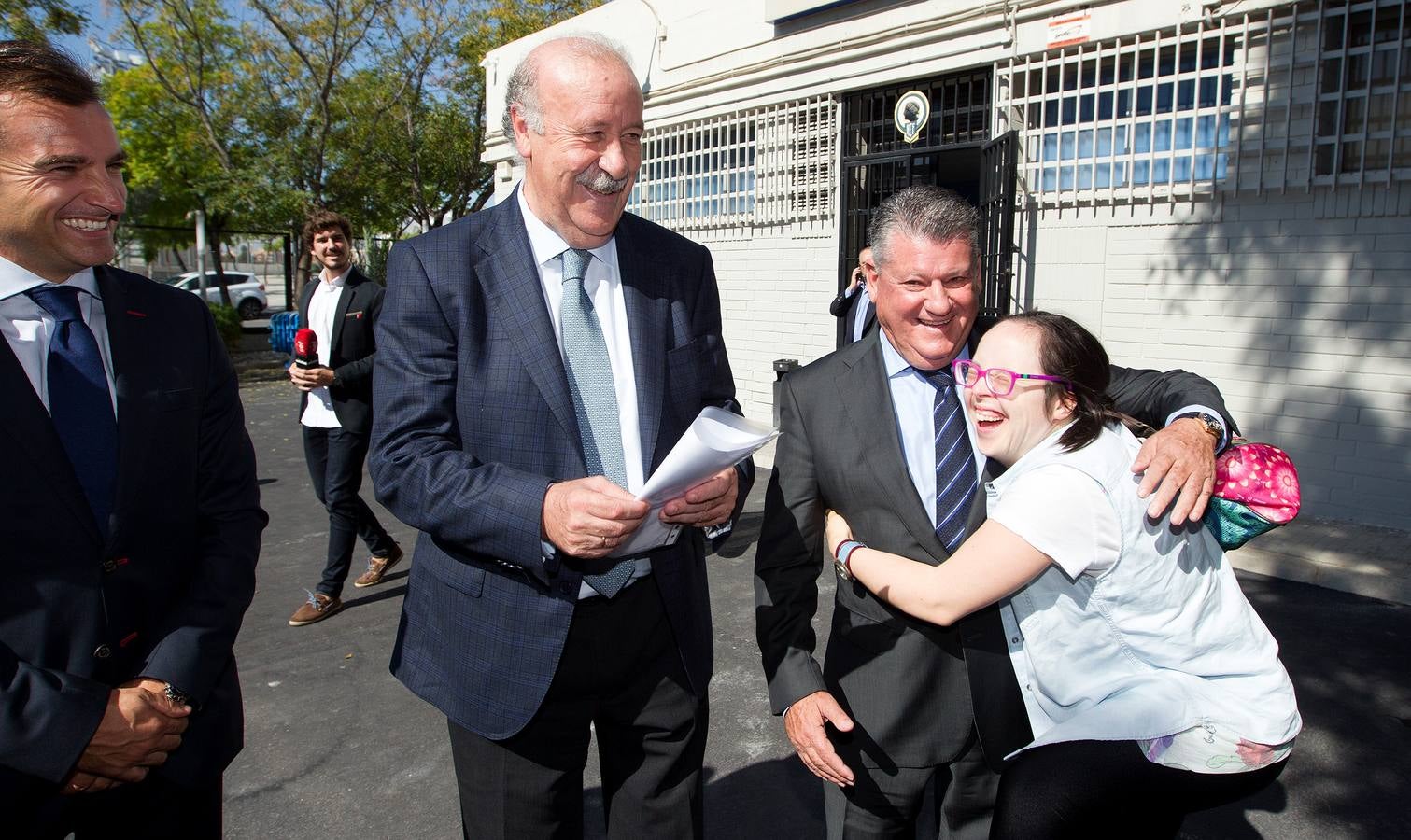 Del Bosque se toma el España-Inglaterra en el Rico Pérez como si fuera un partido oficial