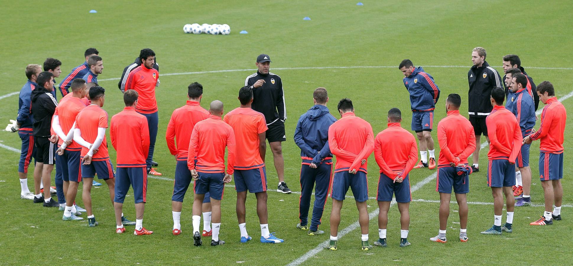 El Valencia prepara el partido de Champions contra el Gent