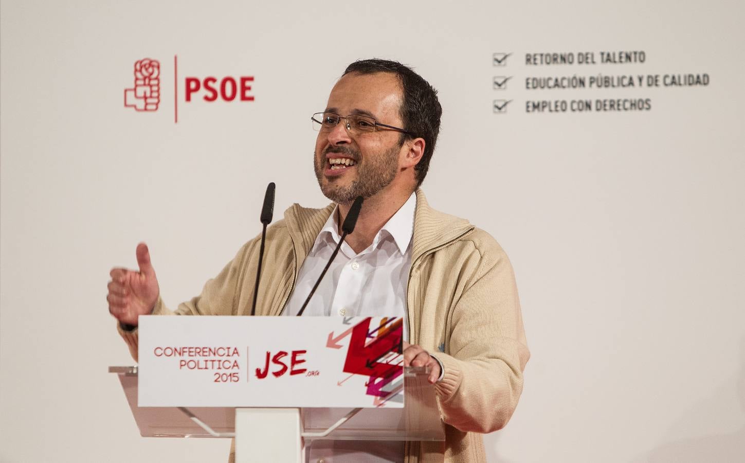 Pedro Sánchez clausura unas jornadas de las Juventudes Socialistas en la UA