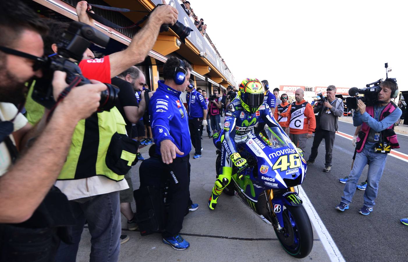 Entrenamientos libres de Moto GP en el circuito de Cheste